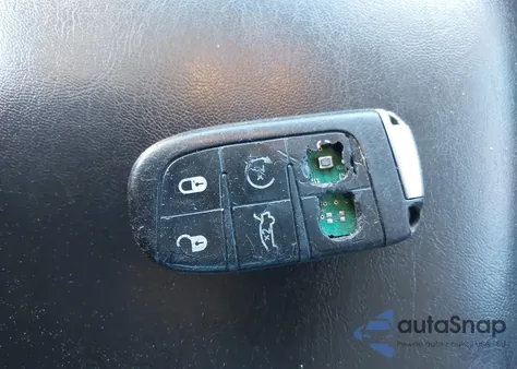 2019 Chrysler 300 Limited z USA, uszkodzony, nr VIN 2C3CCAEG3KH536492